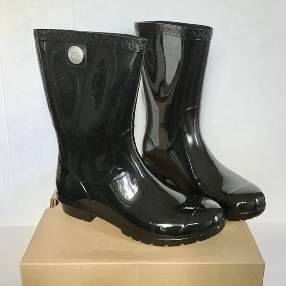 FINAL MARKDOWN! NIB ! UGG Rainboots - Picture 2 of 6